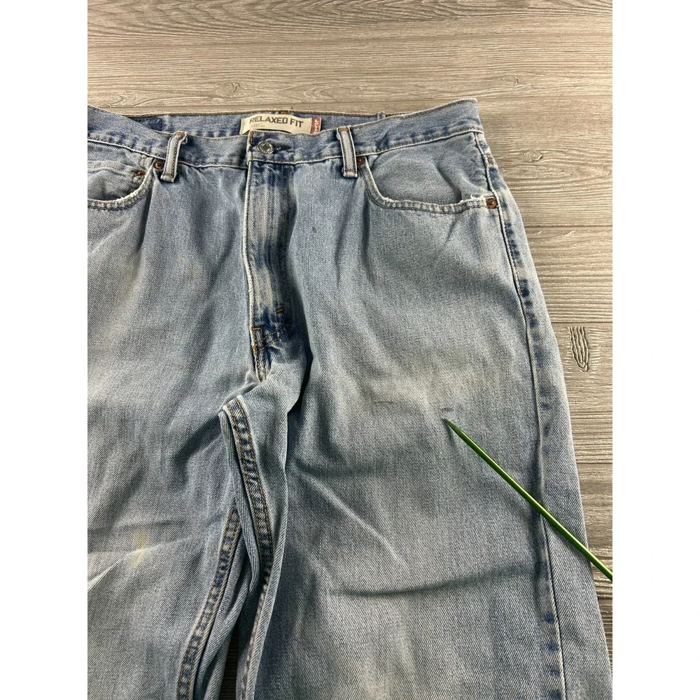 Levis 550 Relaxed Fit Jeans Light Wash Blue Denim Mens 36X32 Vintage Style
